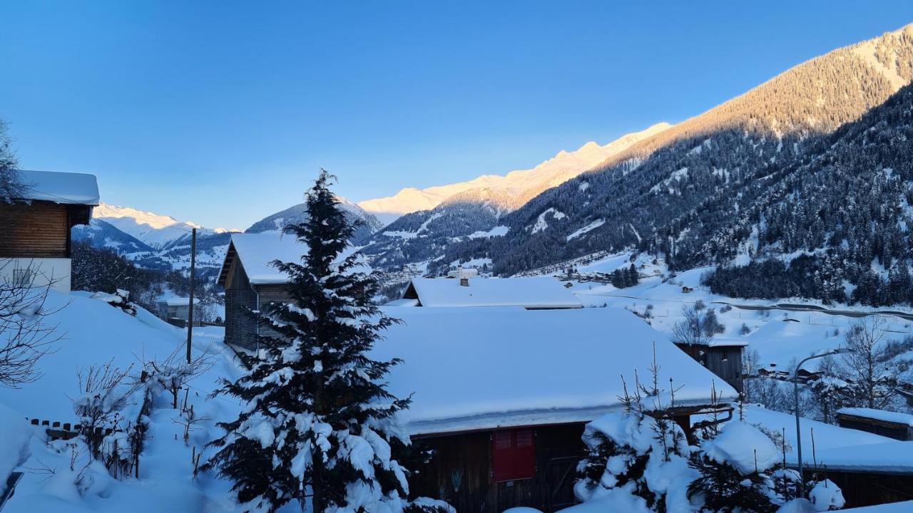 Chesa Prema Bed & Breakfast - Restaurant Disentis Zewnętrze zdjęcie