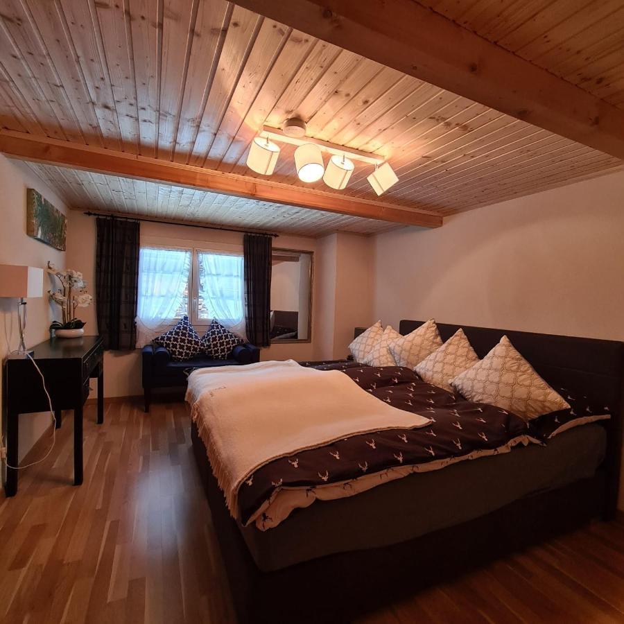 Chesa Prema Bed & Breakfast - Restaurant Disentis Zewnętrze zdjęcie