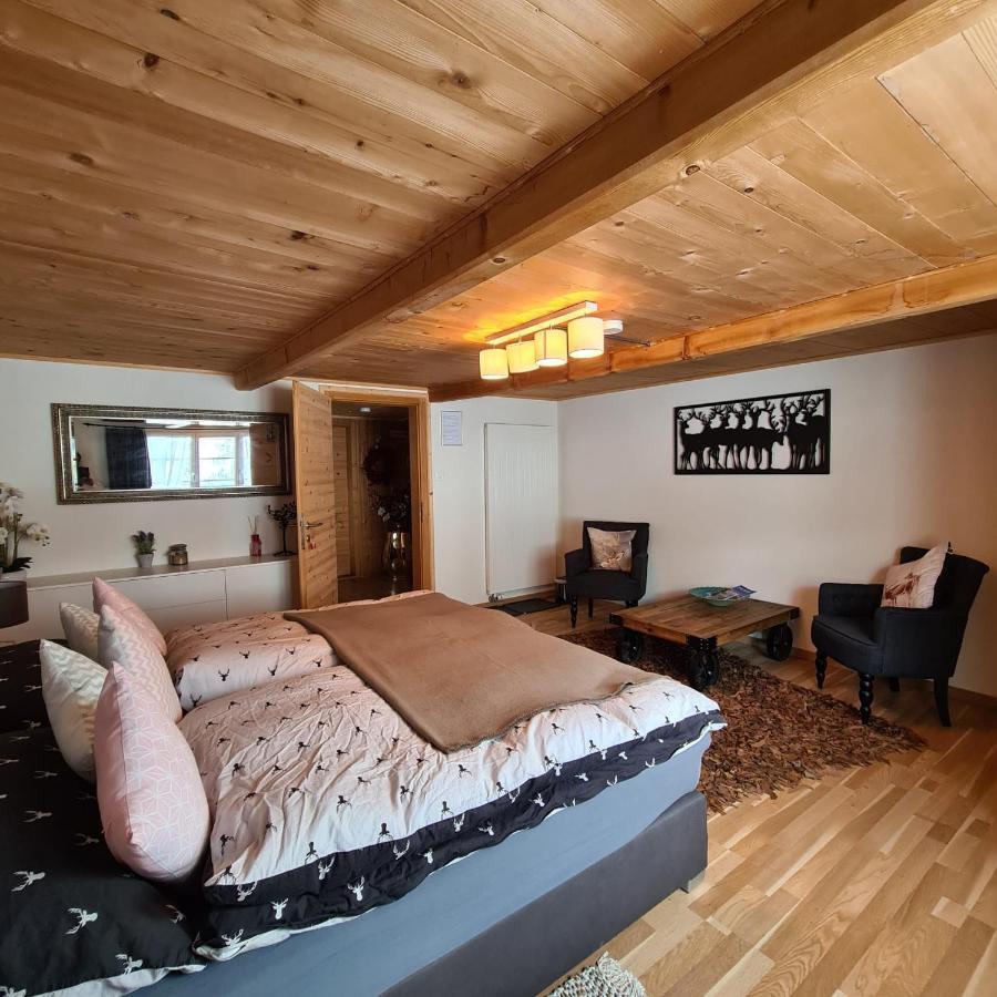 Chesa Prema Bed & Breakfast - Restaurant Disentis Zewnętrze zdjęcie