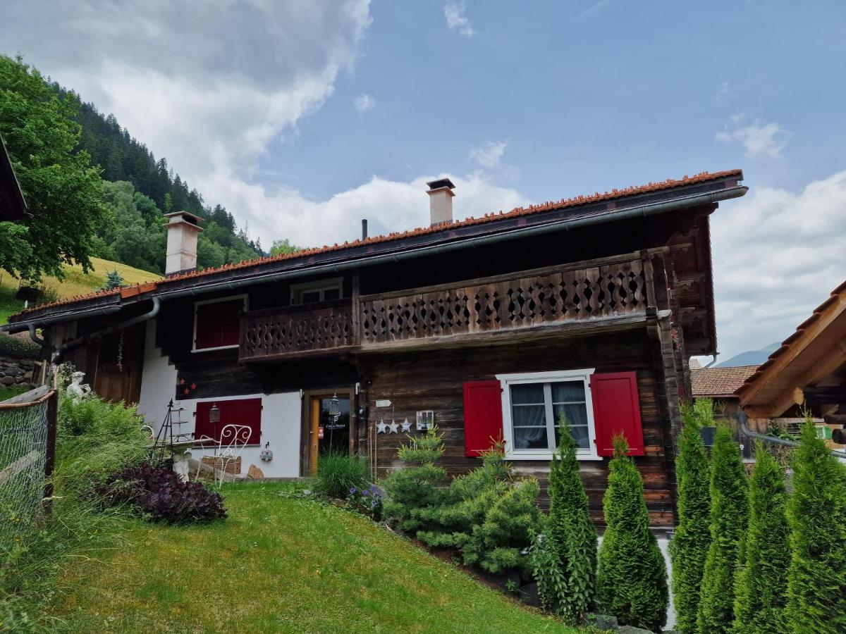Chesa Prema Bed & Breakfast - Restaurant Disentis Zewnętrze zdjęcie